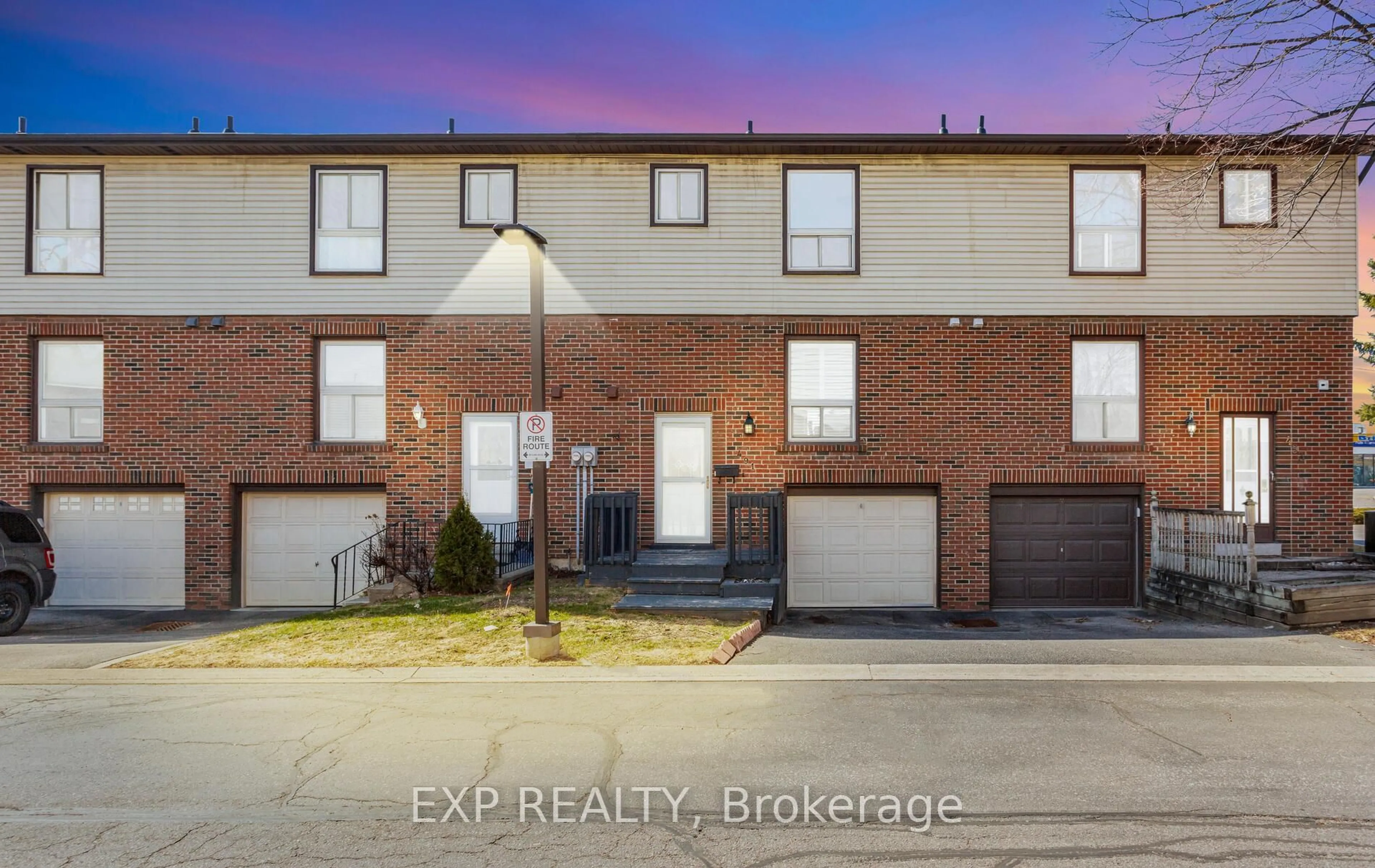 Home with brick exterior material, street for 491 ONTARIO St, Milton Ontario L9T 3J4
