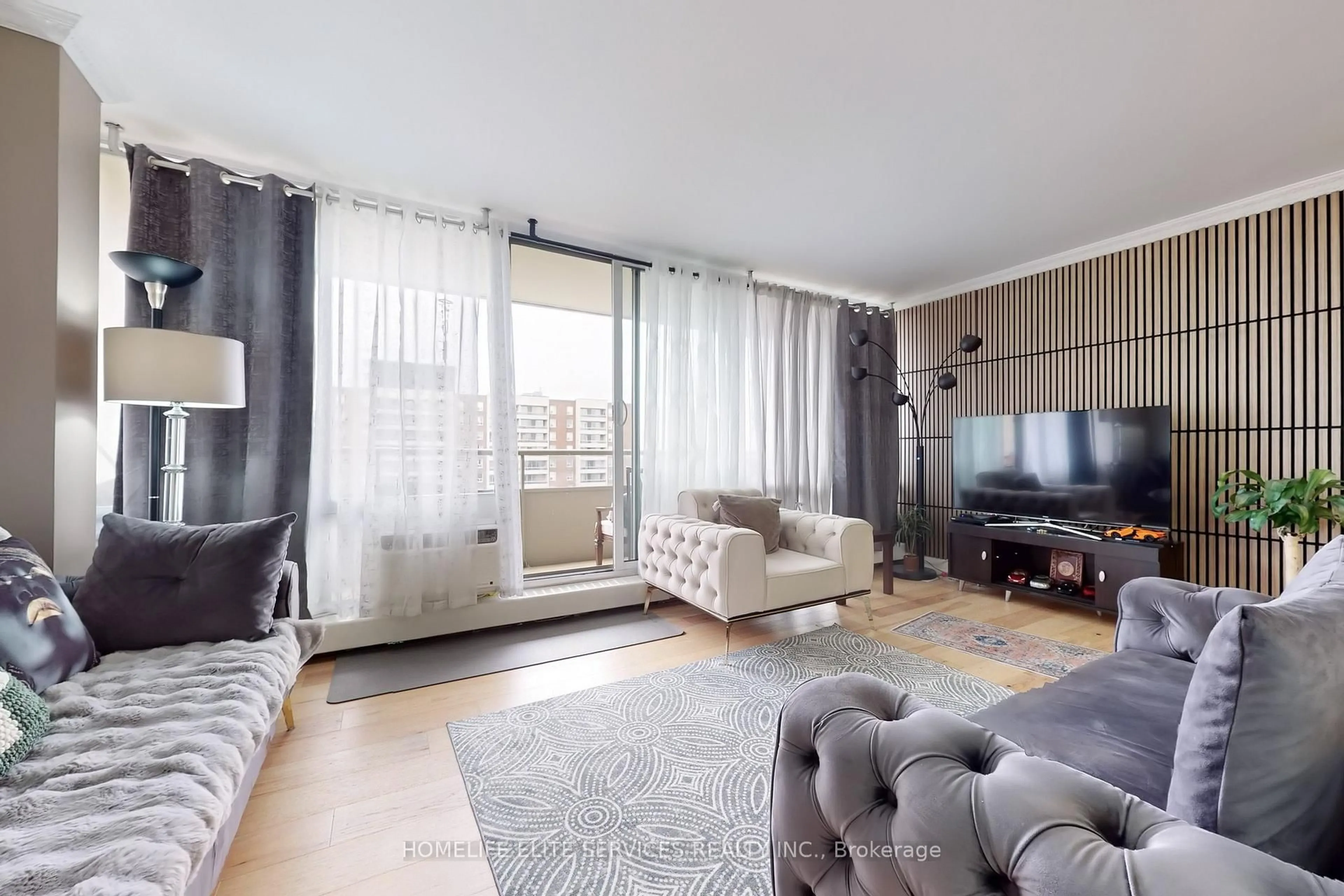 Living room with furniture, unknown for 19 Four Winds Dr #813, Toronto Ontario M3J 2S9