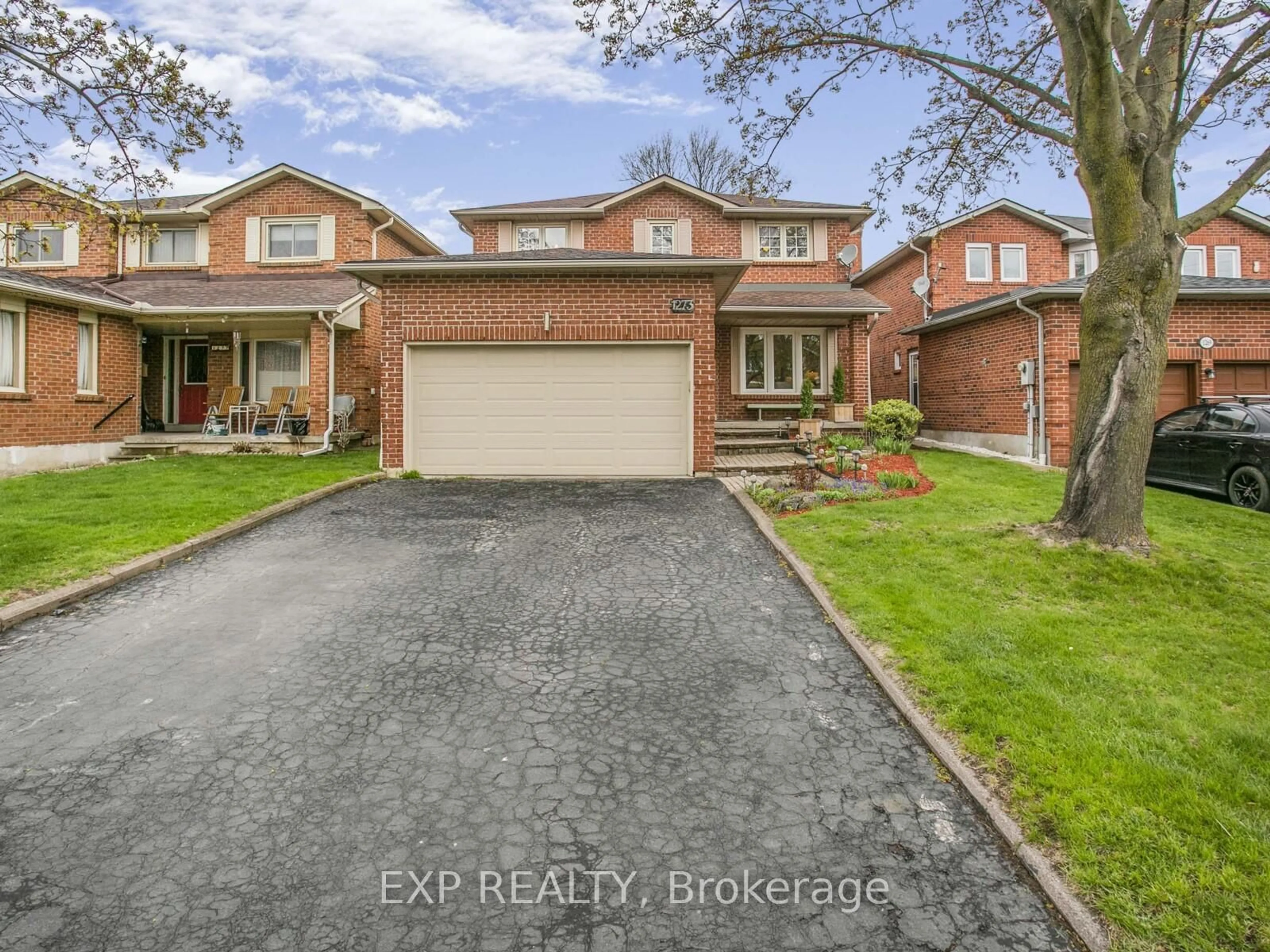 Home with brick exterior material, street for 1273 Dexter Cres, Mississauga Ontario L5G 4R7