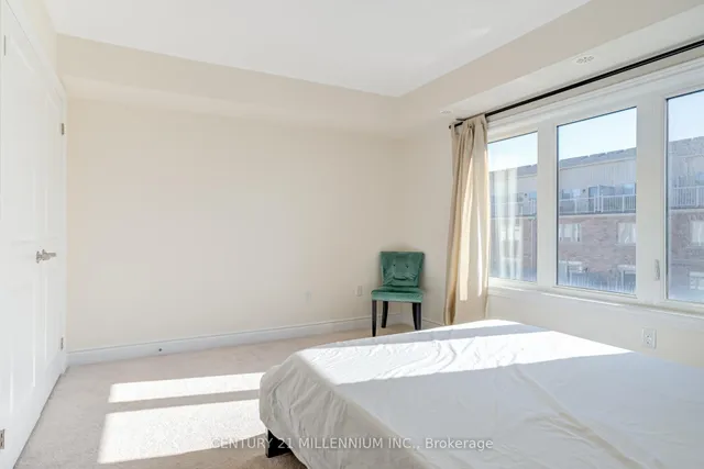 Additional property image - 1044A Islington Ave