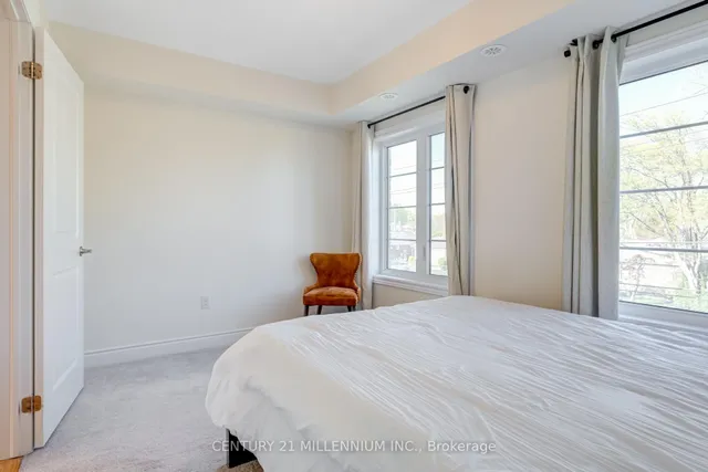 Additional property image - 1044A Islington Ave
