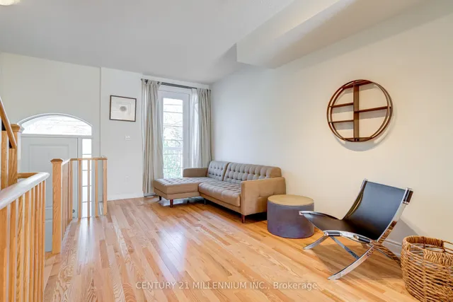 Additional property image - 1044A Islington Ave