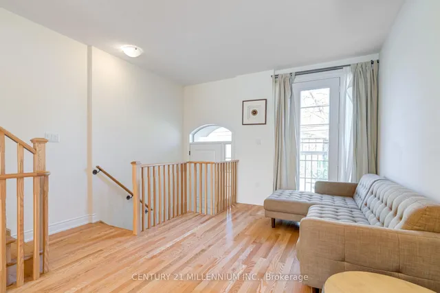 Additional property image - 1044A Islington Ave