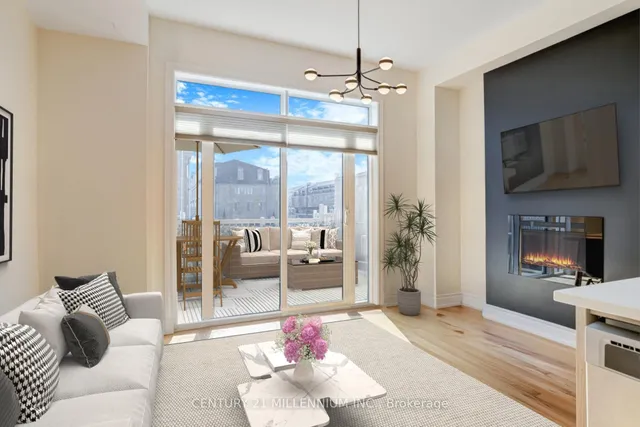 Additional property image - 1044A Islington Ave