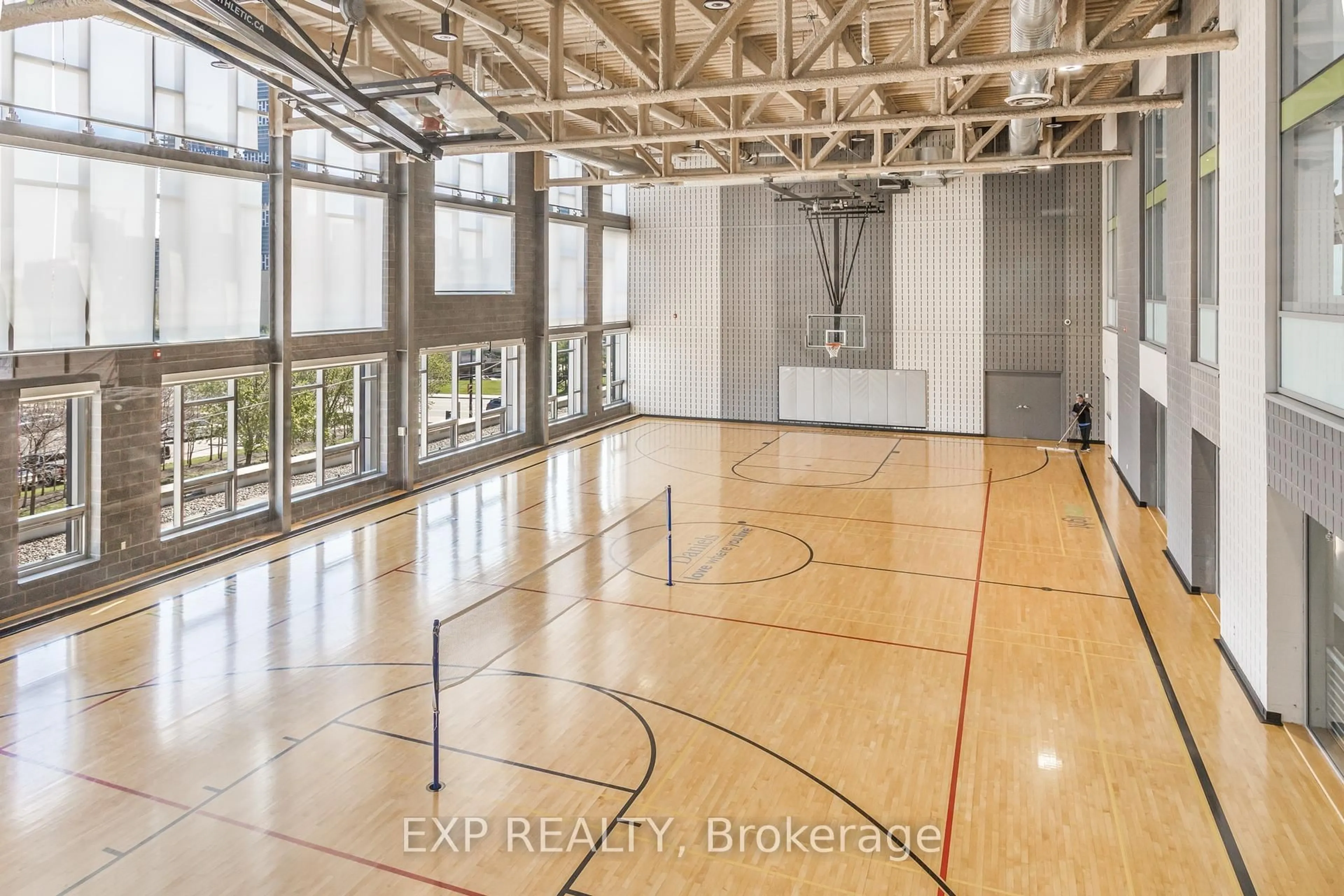 Gym or fitness room for 360 Square One Dr #306, Mississauga Ontario L5B 0G7