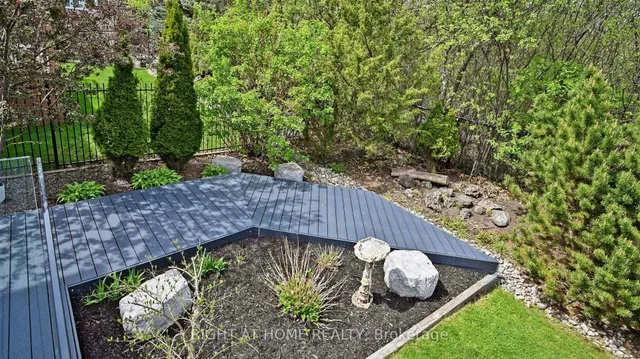 Additional property image - 1504 Pinery Cres