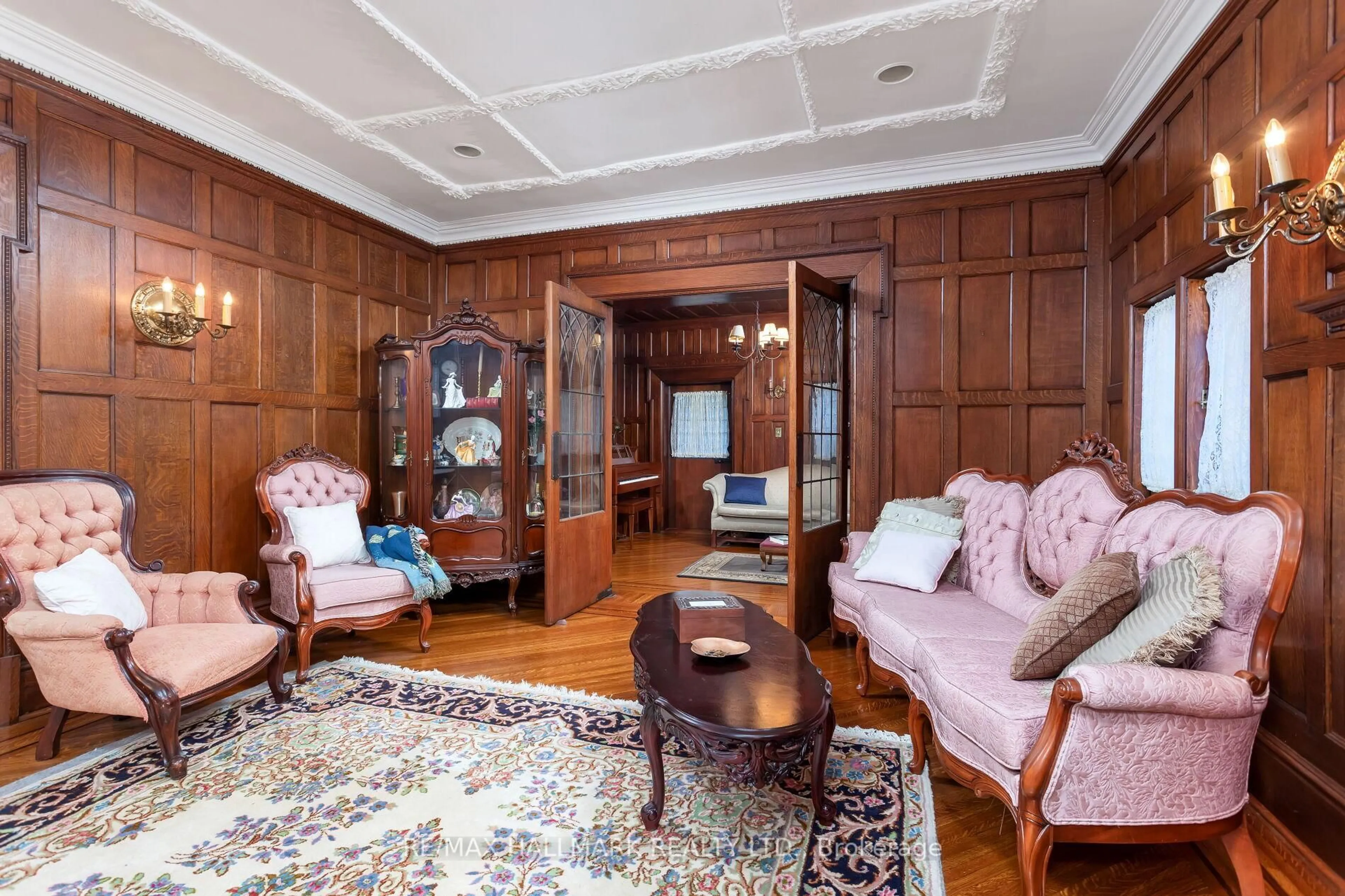 Living room with furniture, unknown for 60 Indian Grve, Toronto Ontario M6R 2Y3