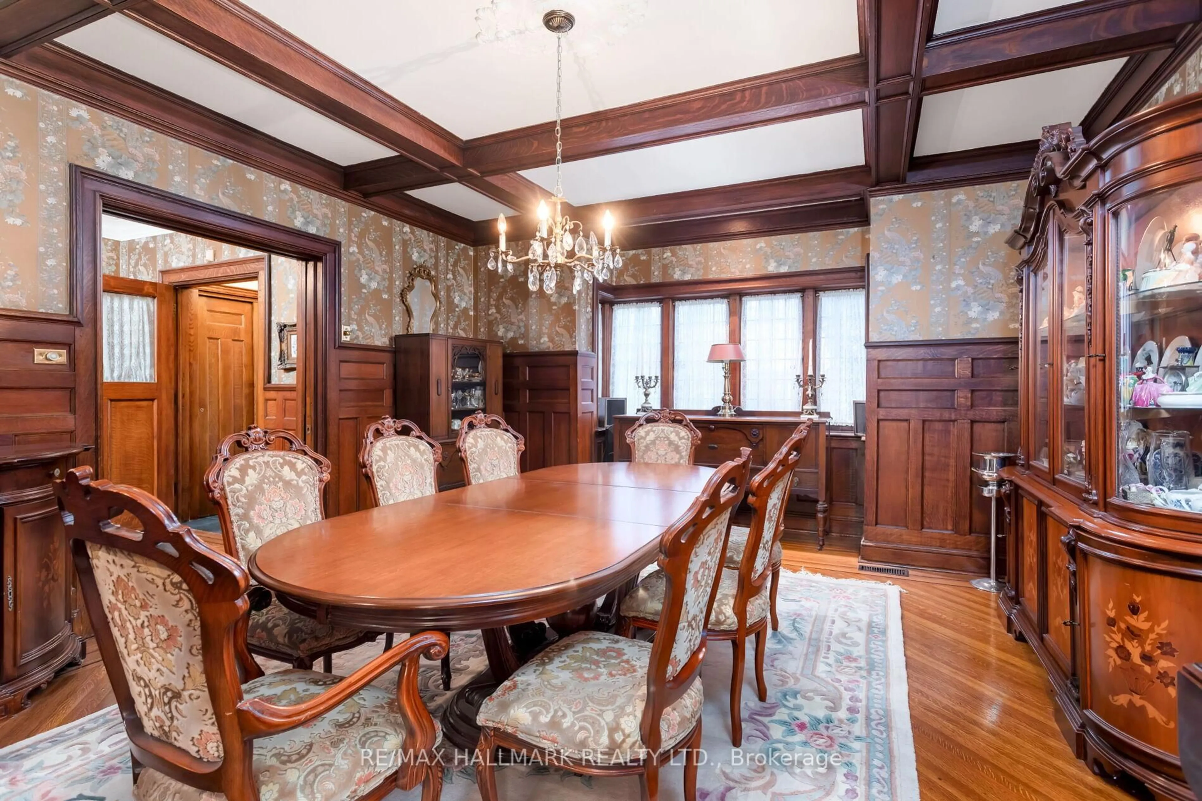 Dining room, wood/laminate floor for 60 Indian Grve, Toronto Ontario M6R 2Y3