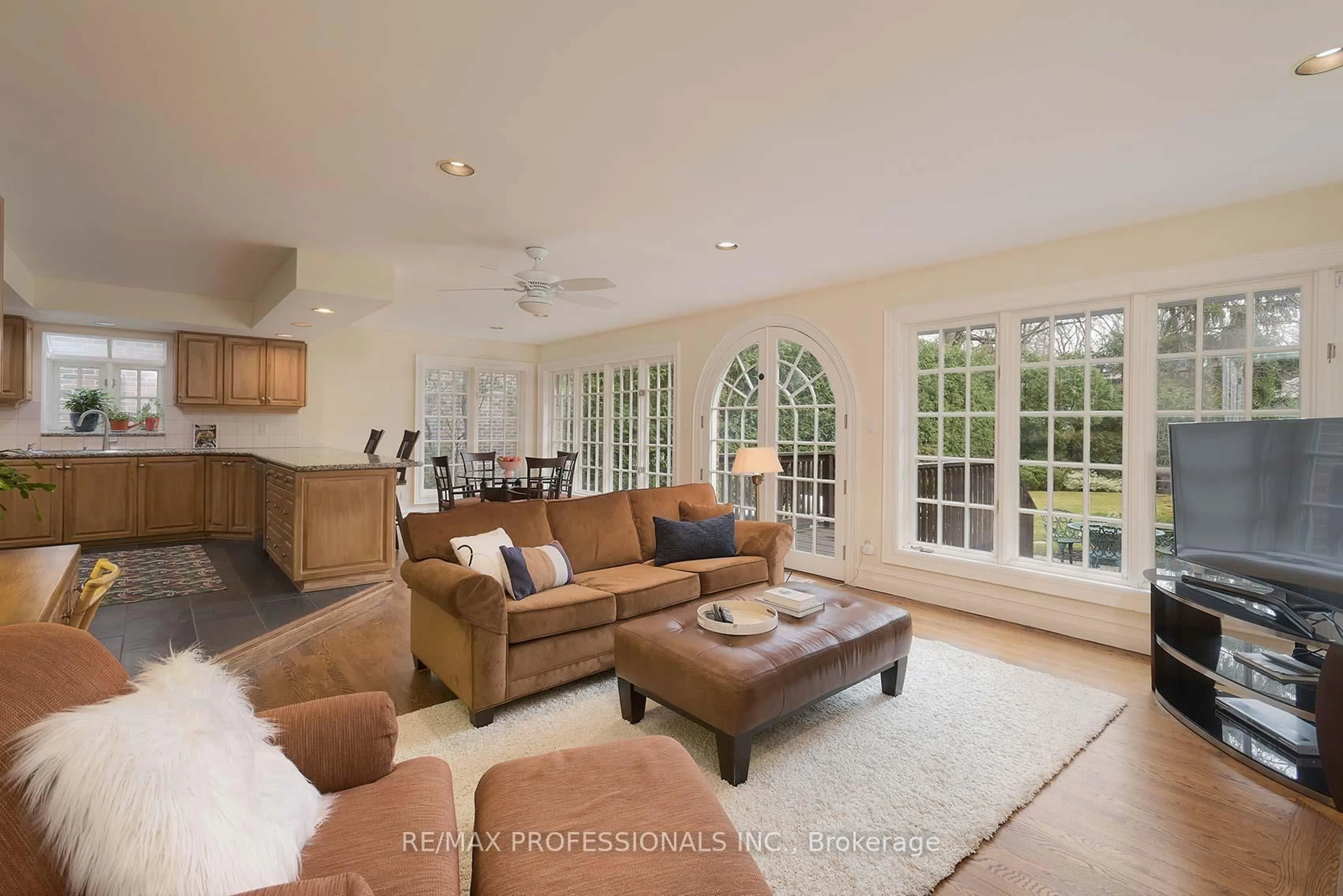Living room with furniture, ceramic/tile floor for 15 Kingsgarden Rd, Toronto Ontario M8X 1S7