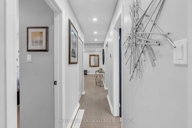 Additional property image - 692 Woodview Rd