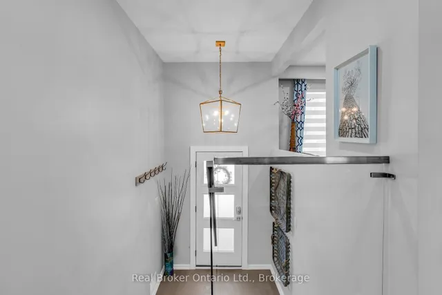Additional property image - 692 Woodview Rd