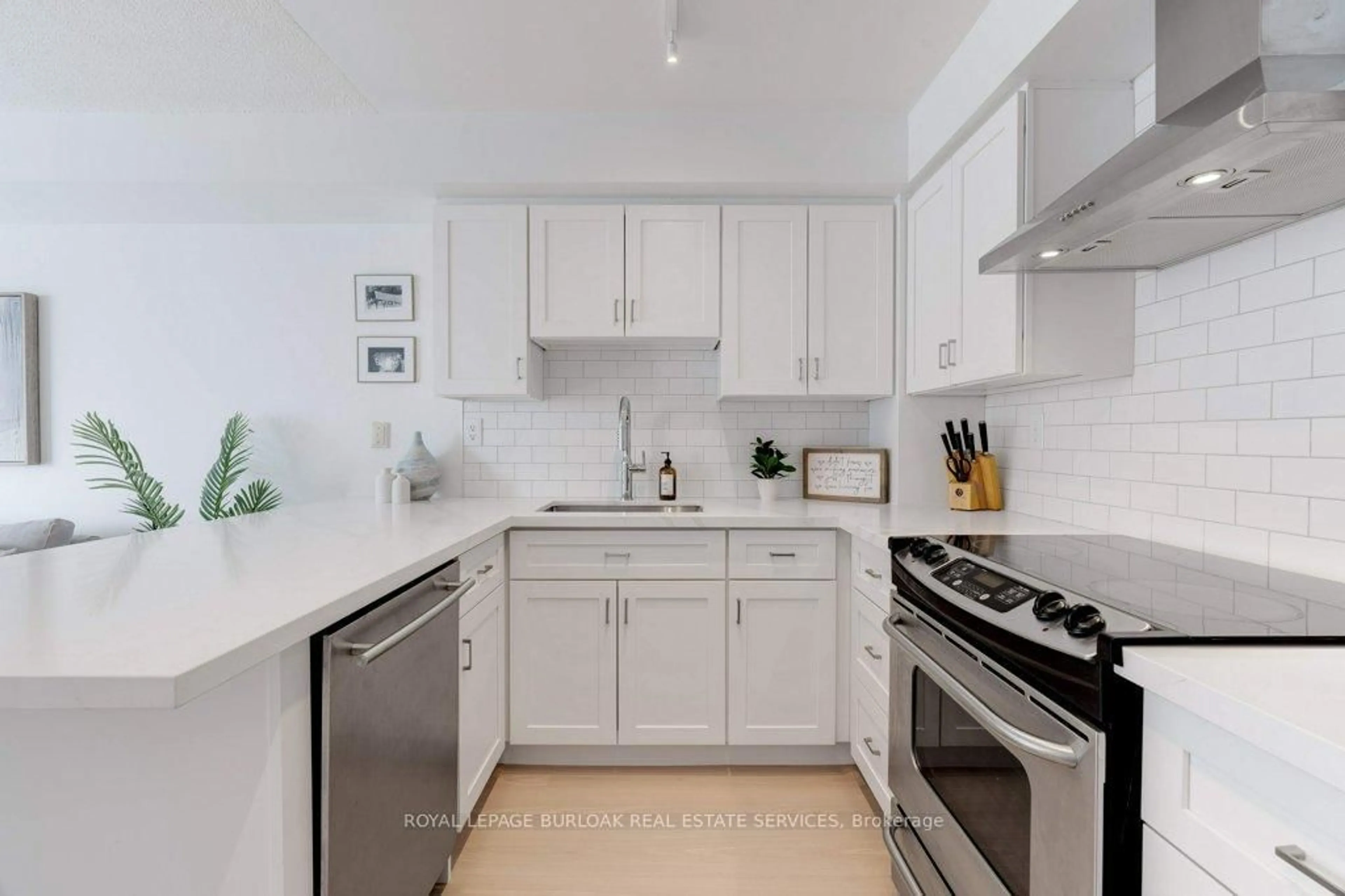 Standard kitchen, ceramic/tile floor for 2210 Lakeshore Rd #704, Burlington Ontario L7R 4J9