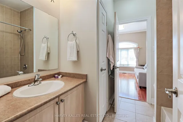 Additional property image - 1507 Stewart Cres