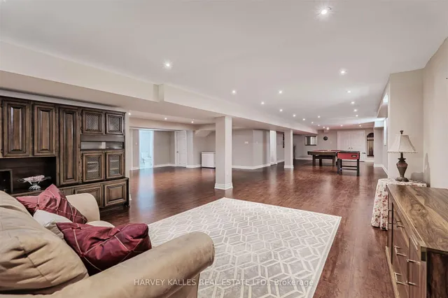 Additional property image - 1507 Stewart Cres