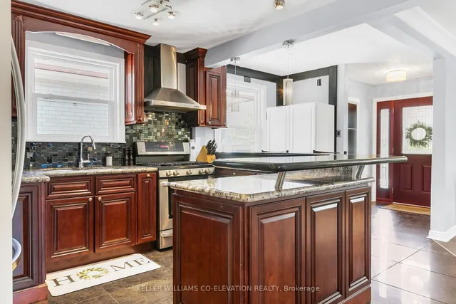 Additional property image - 122 Sun Row Dr