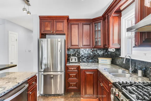 Additional property image - 122 Sun Row Dr