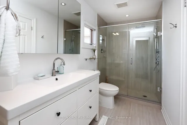 Additional property image - 1417 Jefferson Cres
