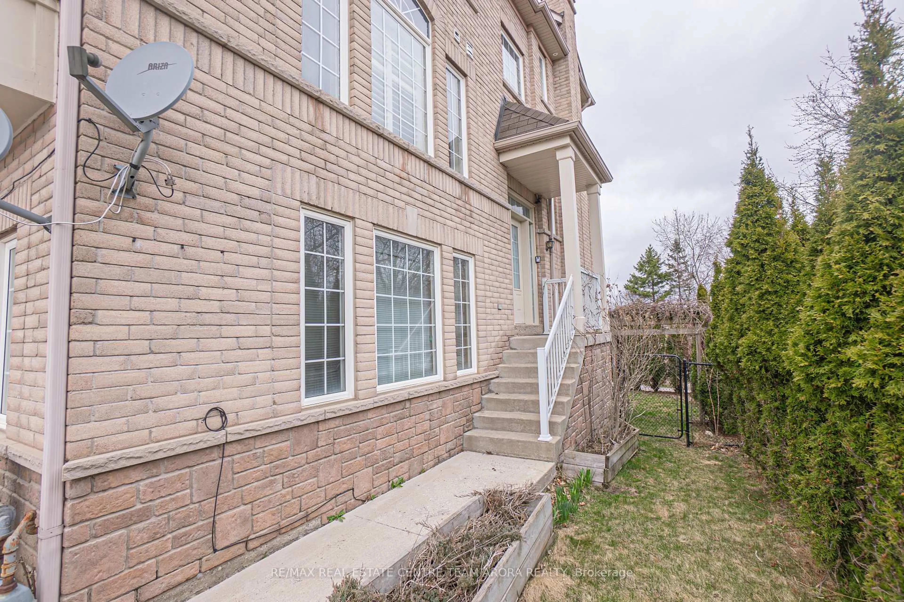 Patio, street for 67 Axelrod Ave, Brampton Ontario L6Y 5S9