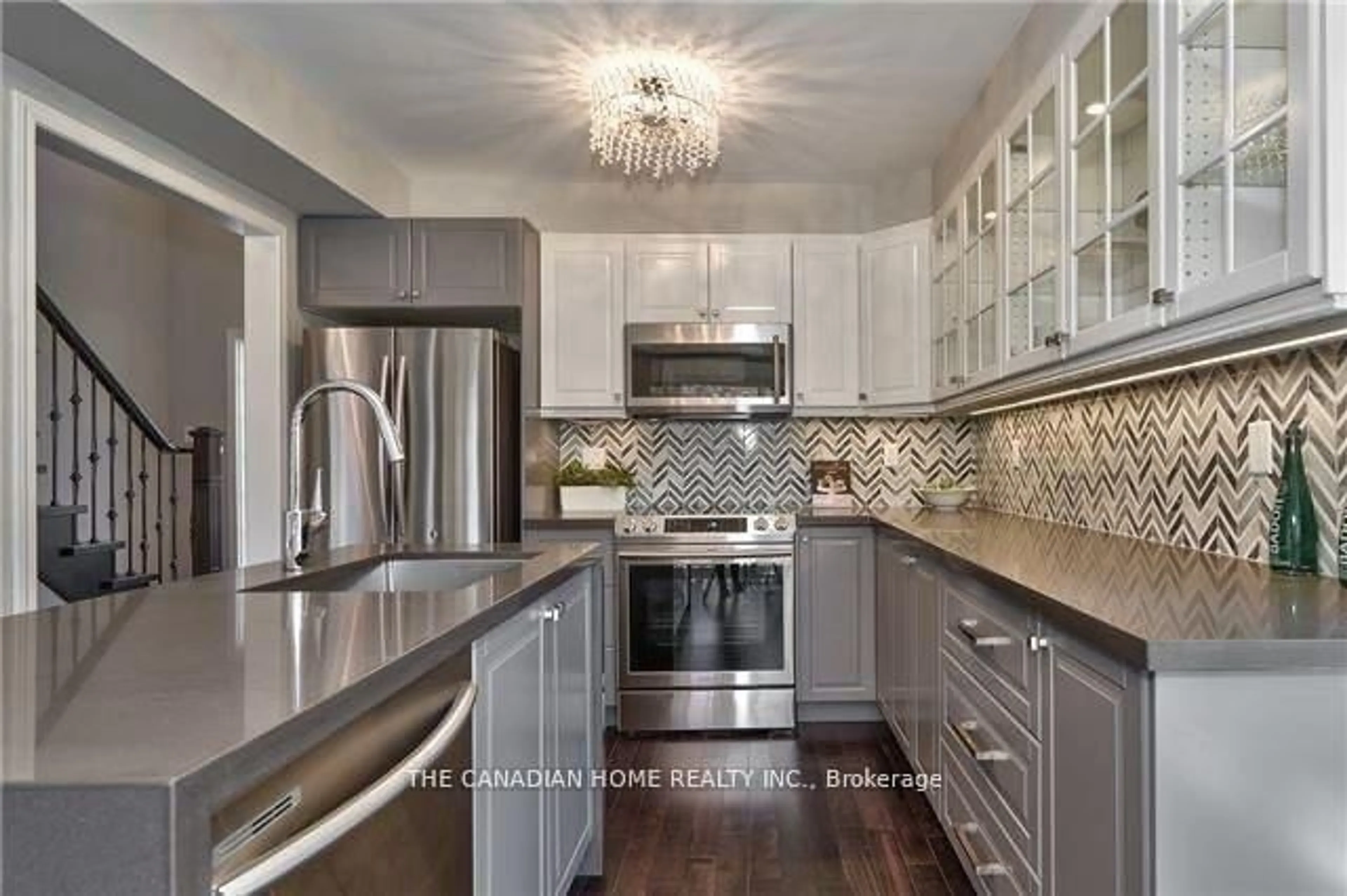 Contemporary kitchen, ceramic/tile floor for 2250 Oakhaven Dr, Oakville Ontario L6M 3X9