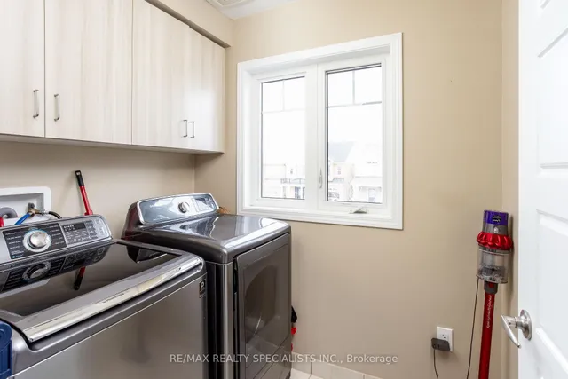 Additional property image - 458 Etheridge Ave
