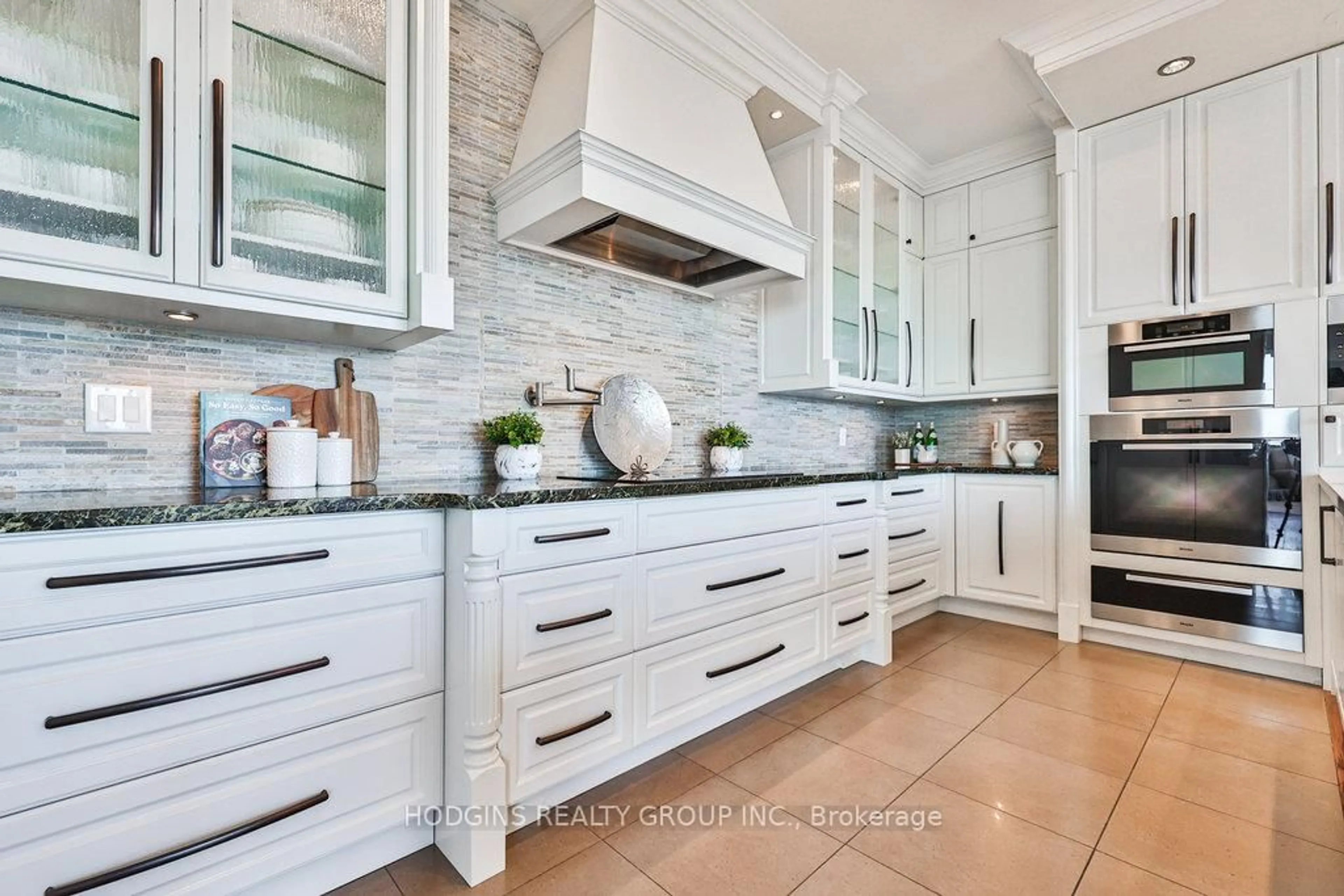 Contemporary kitchen, ceramic/tile floor for 1 Hurontario St #2002, Mississauga Ontario L5G 0A3
