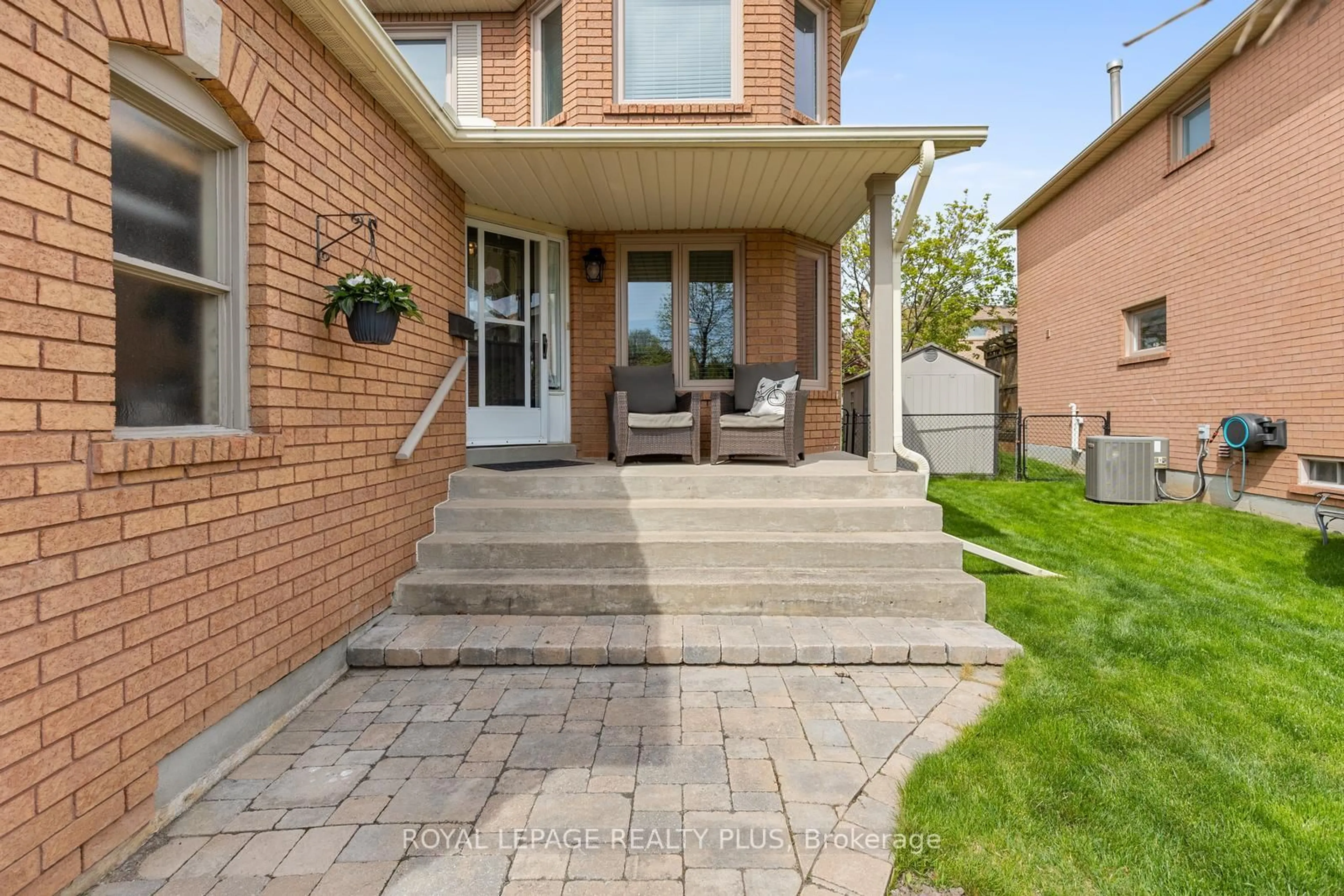 Unknown for 5 Davis Cres, Halton Hills Ontario L7G 5P4