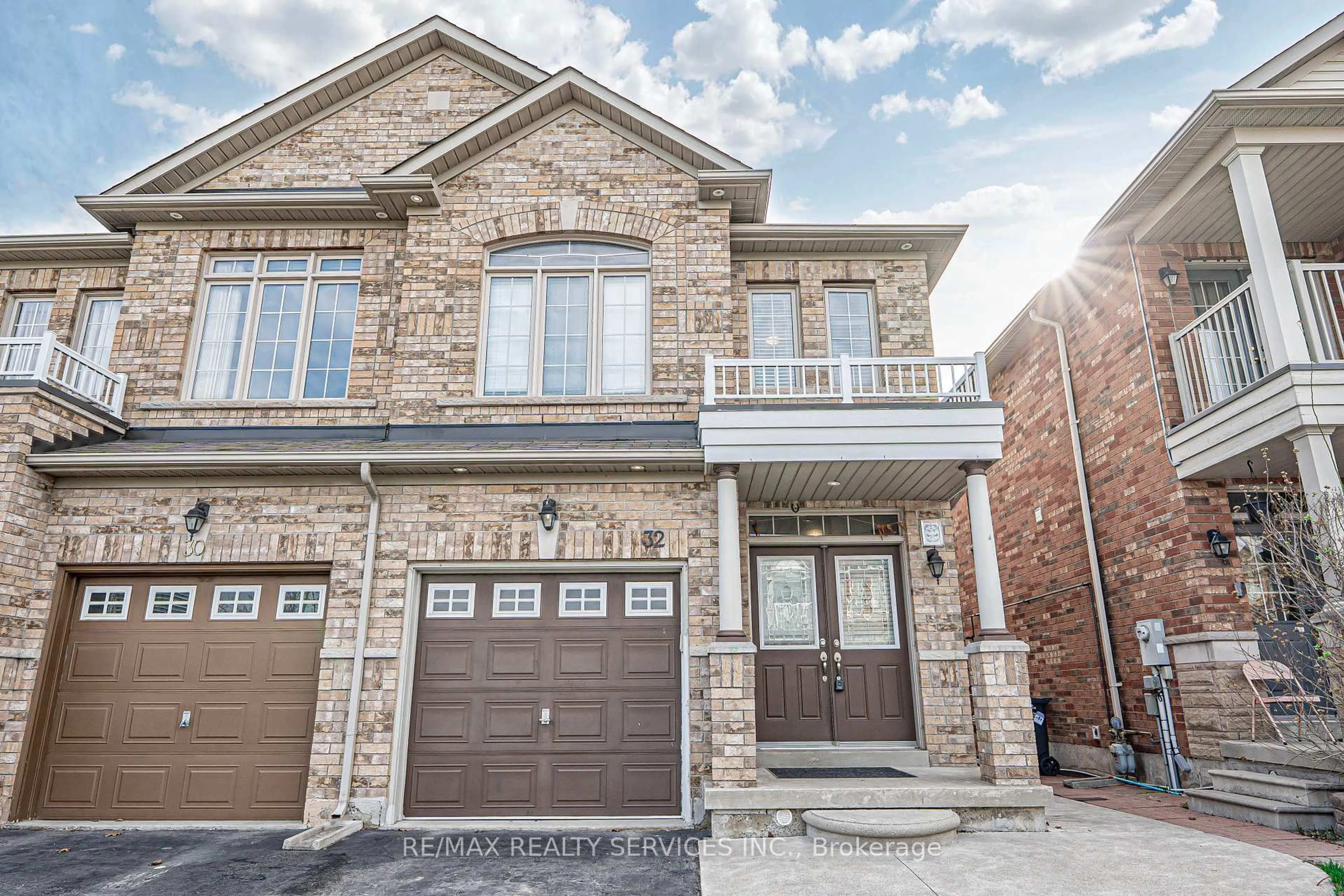 Home with brick exterior material, street for 32 Crystalview Cres, Brampton Ontario L6P 2R7