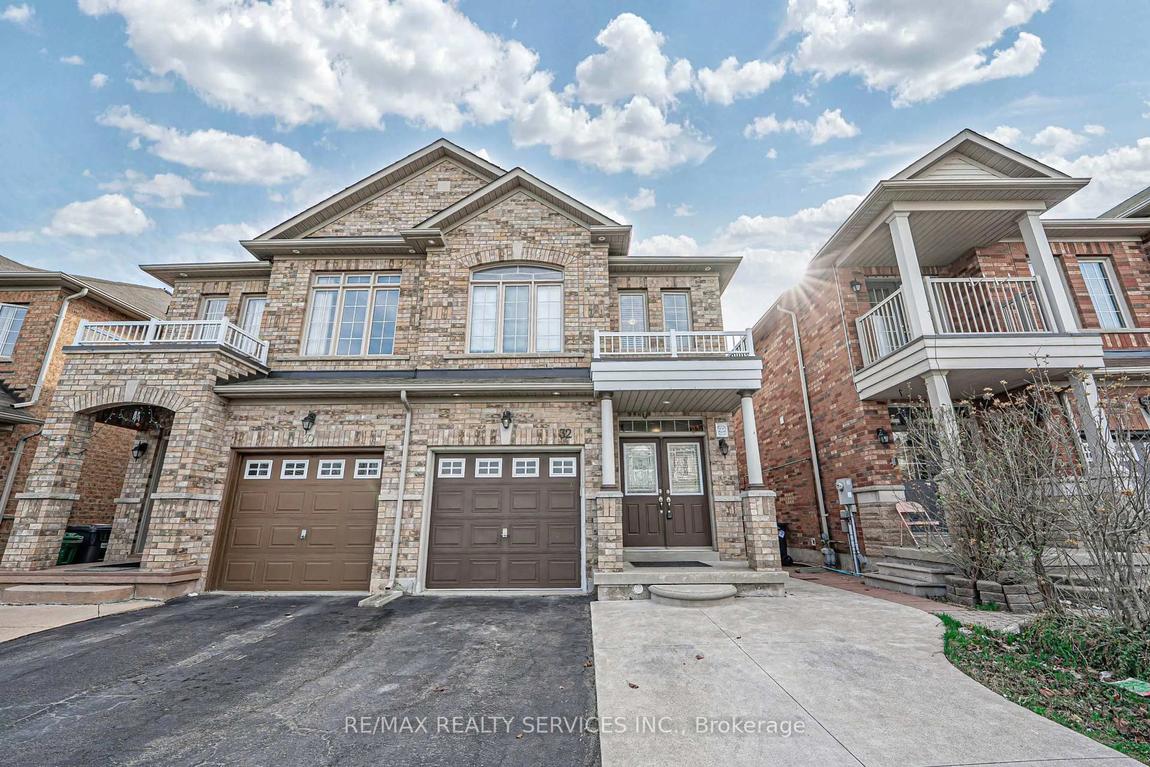 Home with brick exterior material, street for 32 Crystalview Cres, Brampton Ontario L6P 2R7