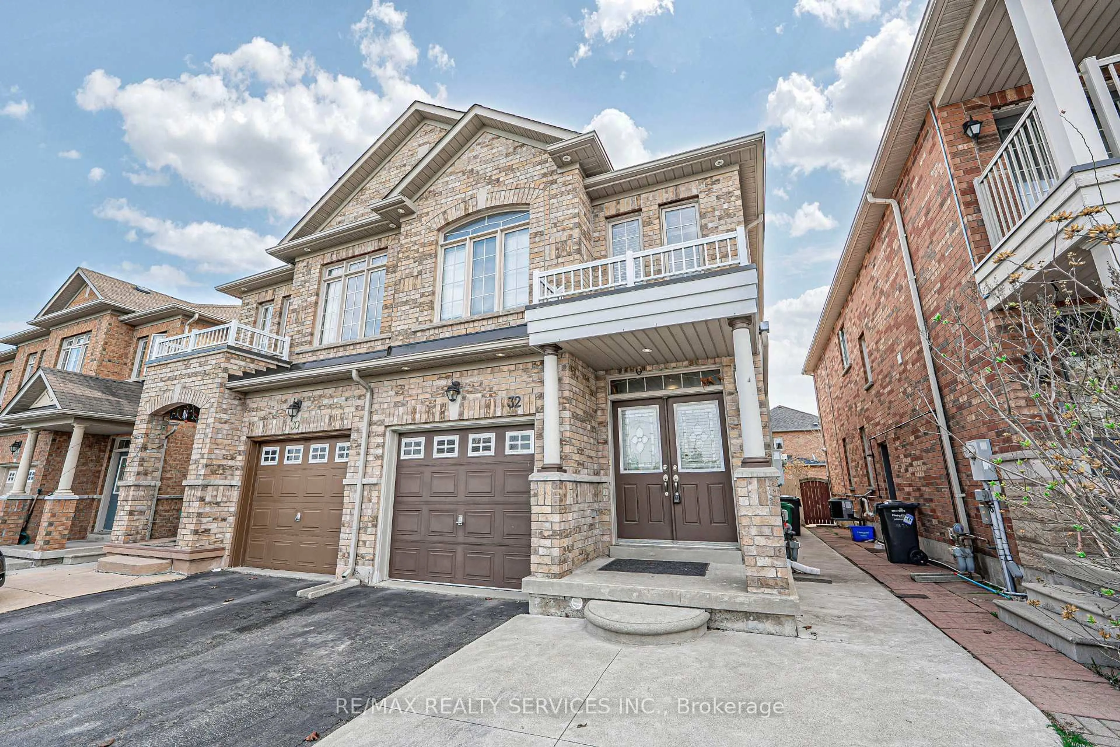 Home with brick exterior material, street for 32 Crystalview Cres, Brampton Ontario L6P 2R7