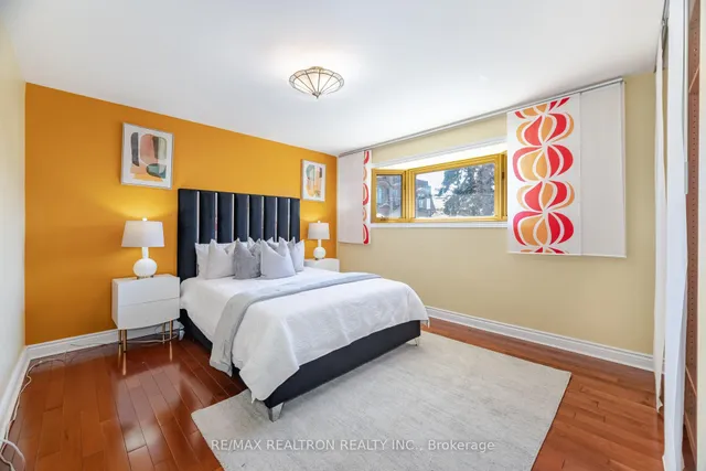 Additional property image - 86 Crendon Dr