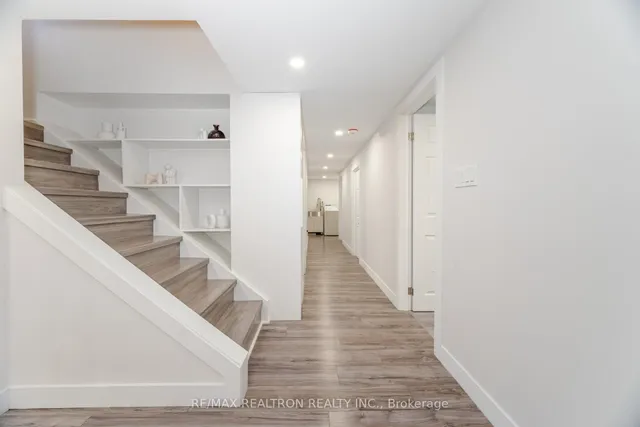 Additional property image - 86 Crendon Dr