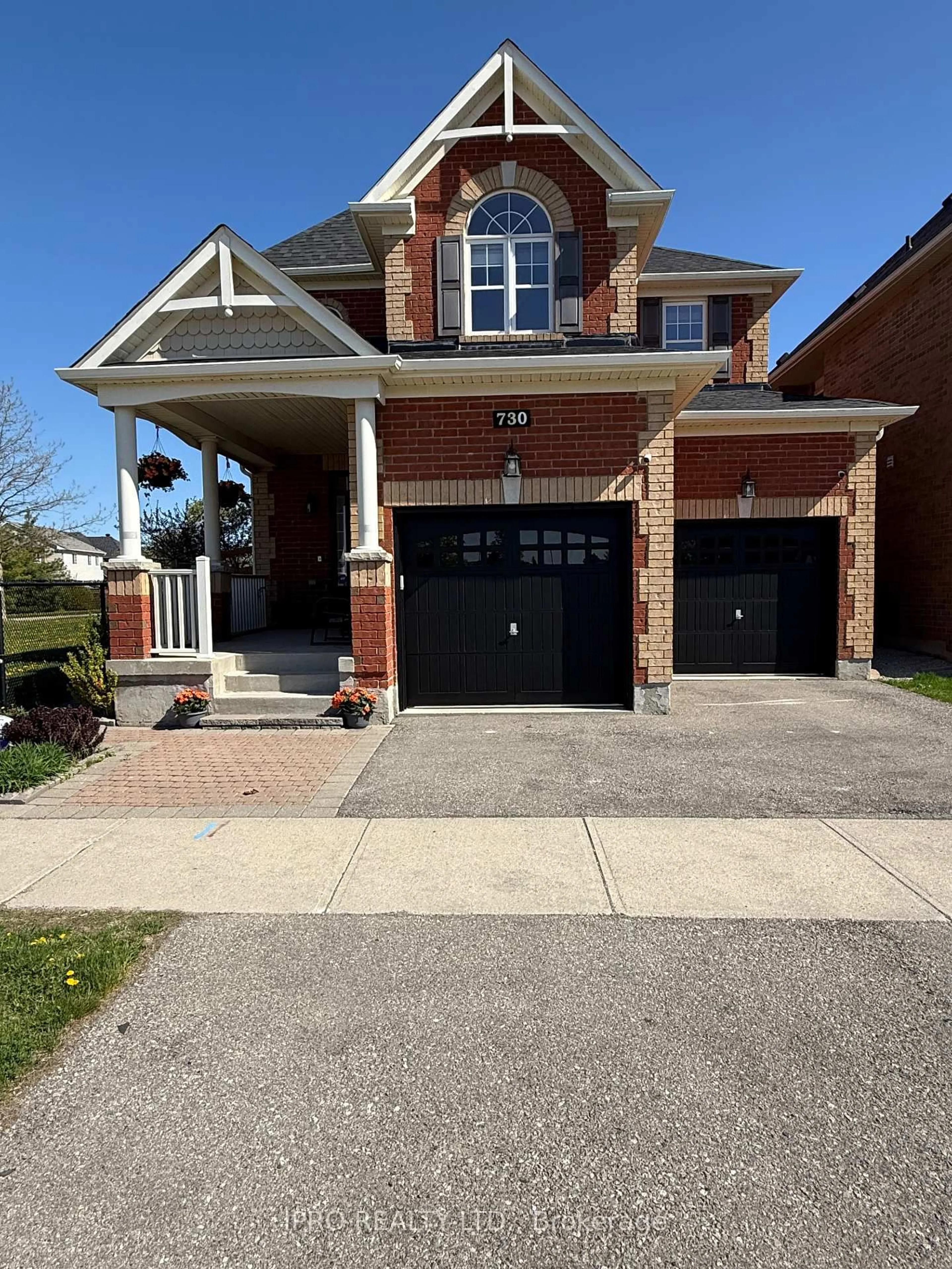 Home with brick exterior material, street for 730 Bolingbroke Dr, Milton Ontario L9T 6Z3