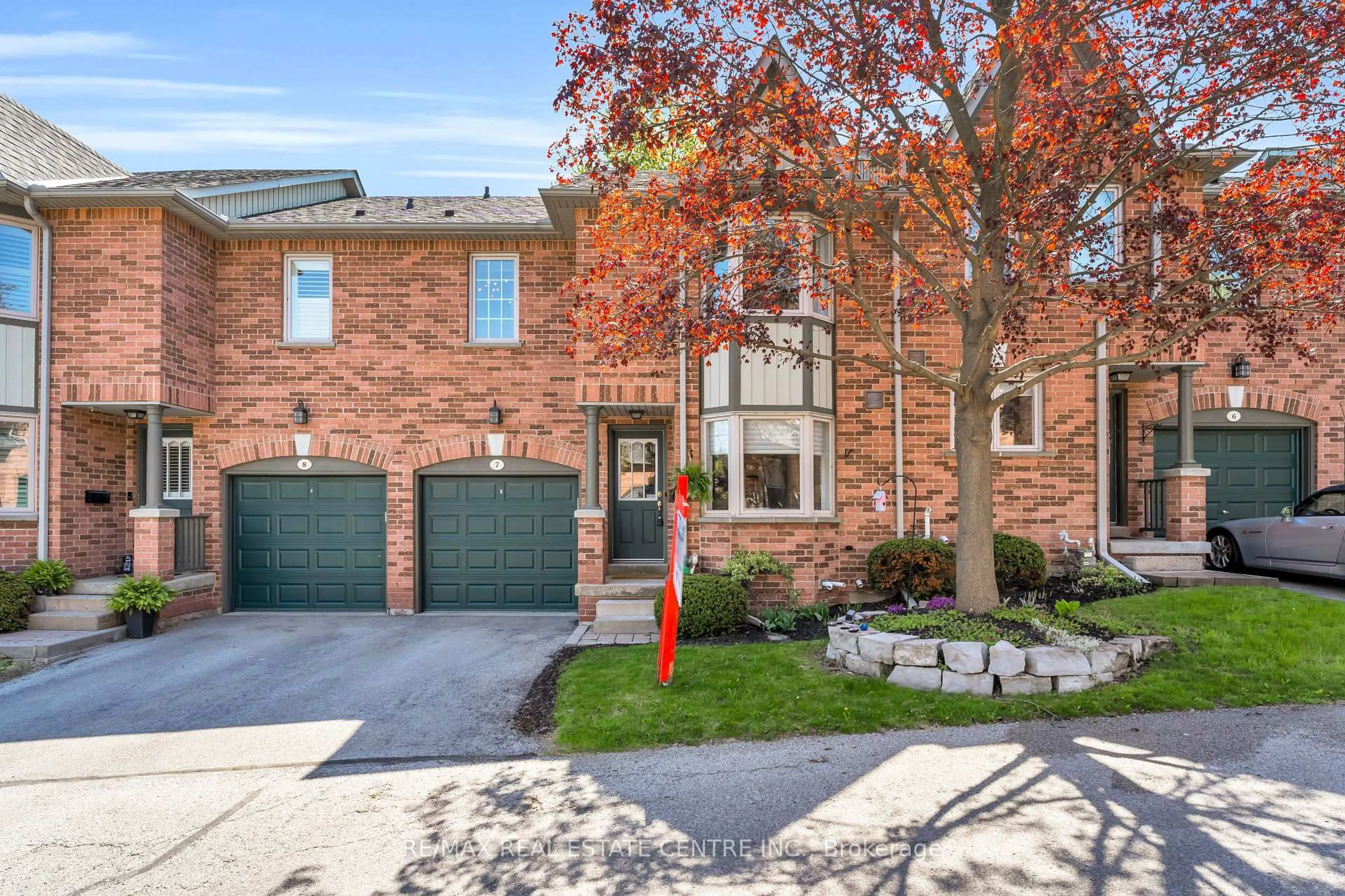 Home with brick exterior material, street for 76 River Dr #7, Halton Hills Ontario L7G 2J2