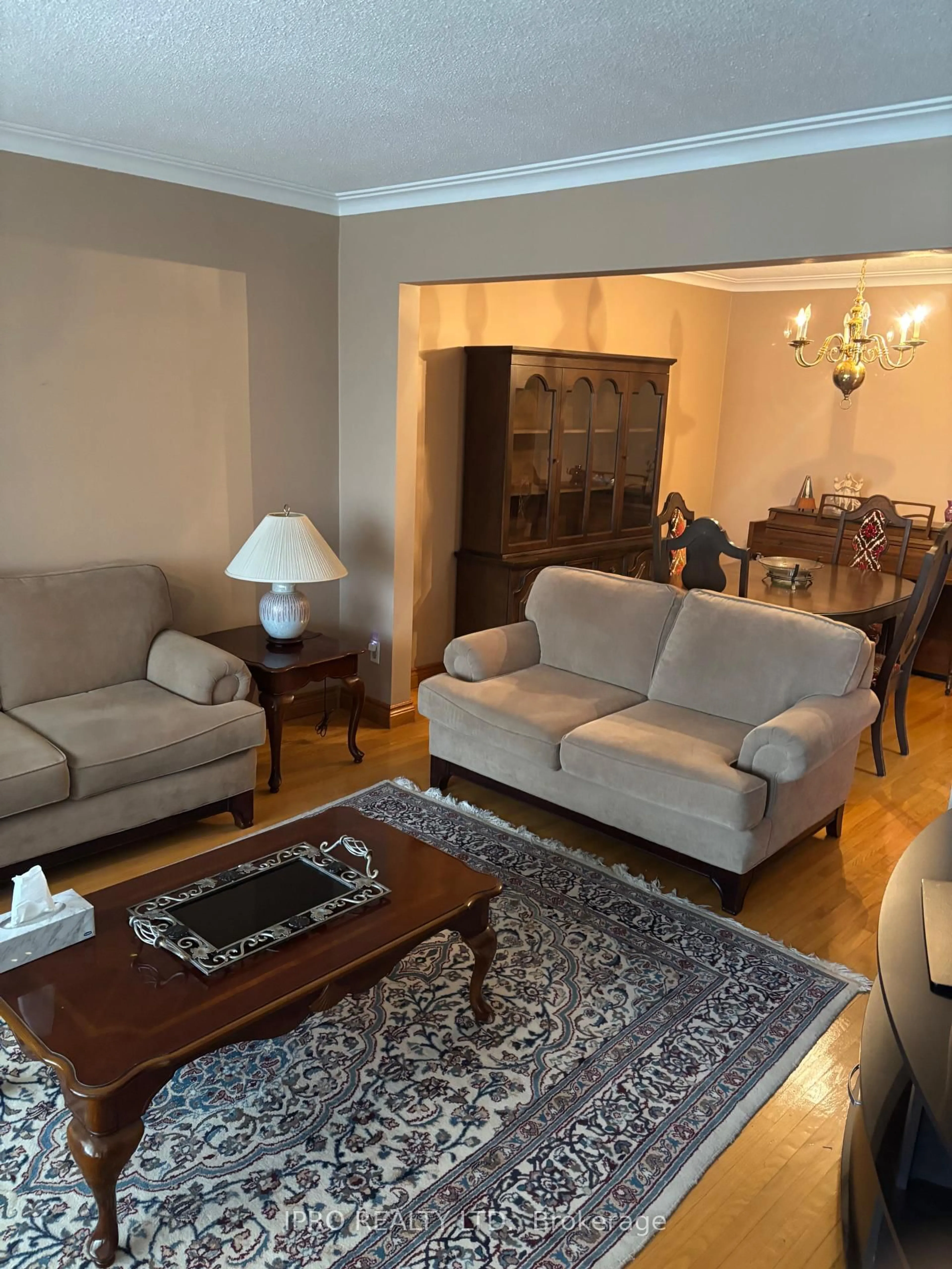 Living room with furniture, unknown for 309 Pellatt Ave, Toronto Ontario M9N 3P2