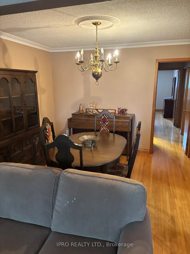 Additional property image - 309 Pellatt Ave