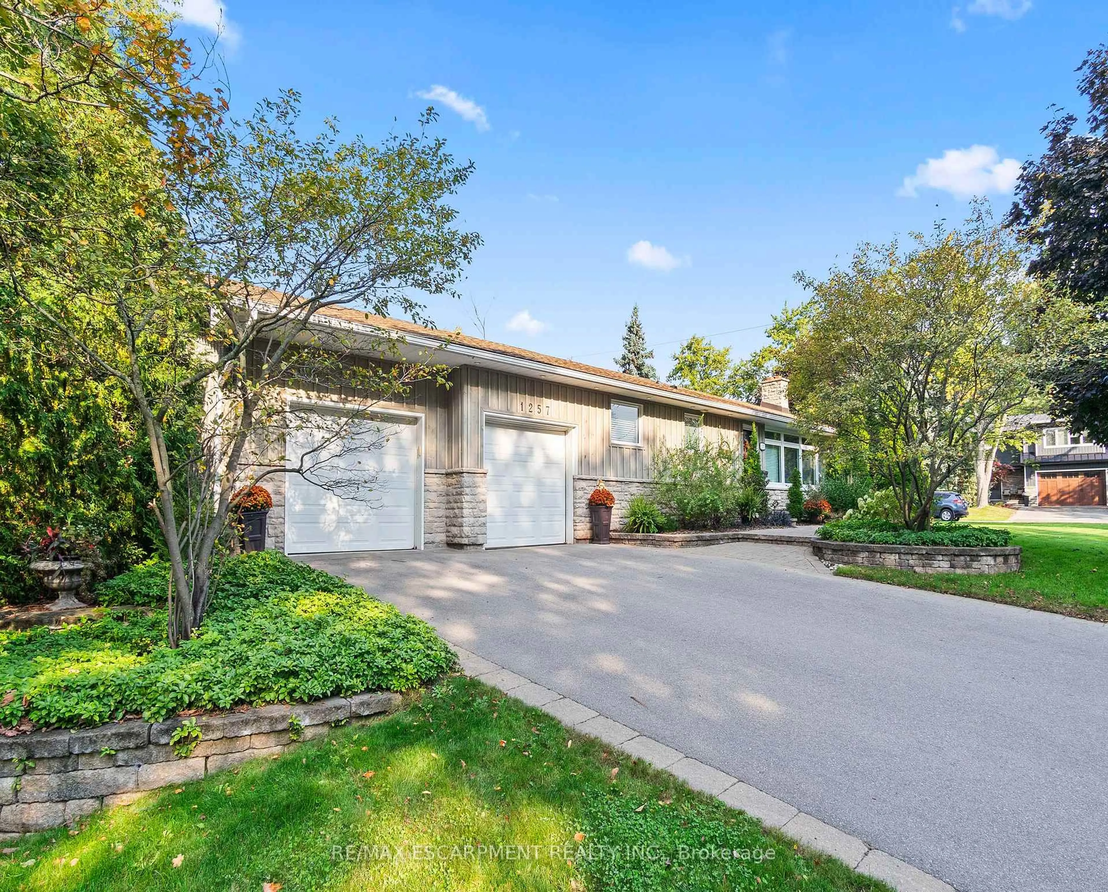 Unknown for 1257 Hillview Cres, Oakville Ontario L6H 2C6