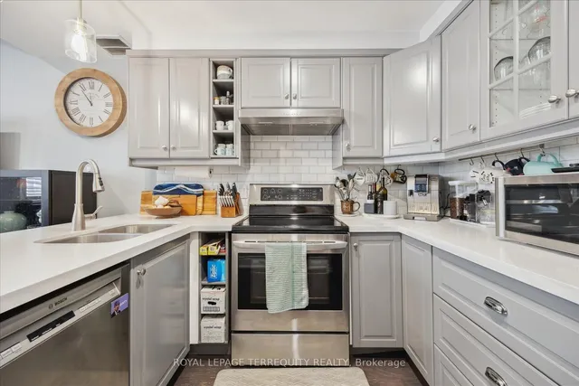 Additional property image - 760 Lawrence Ave Unit 61