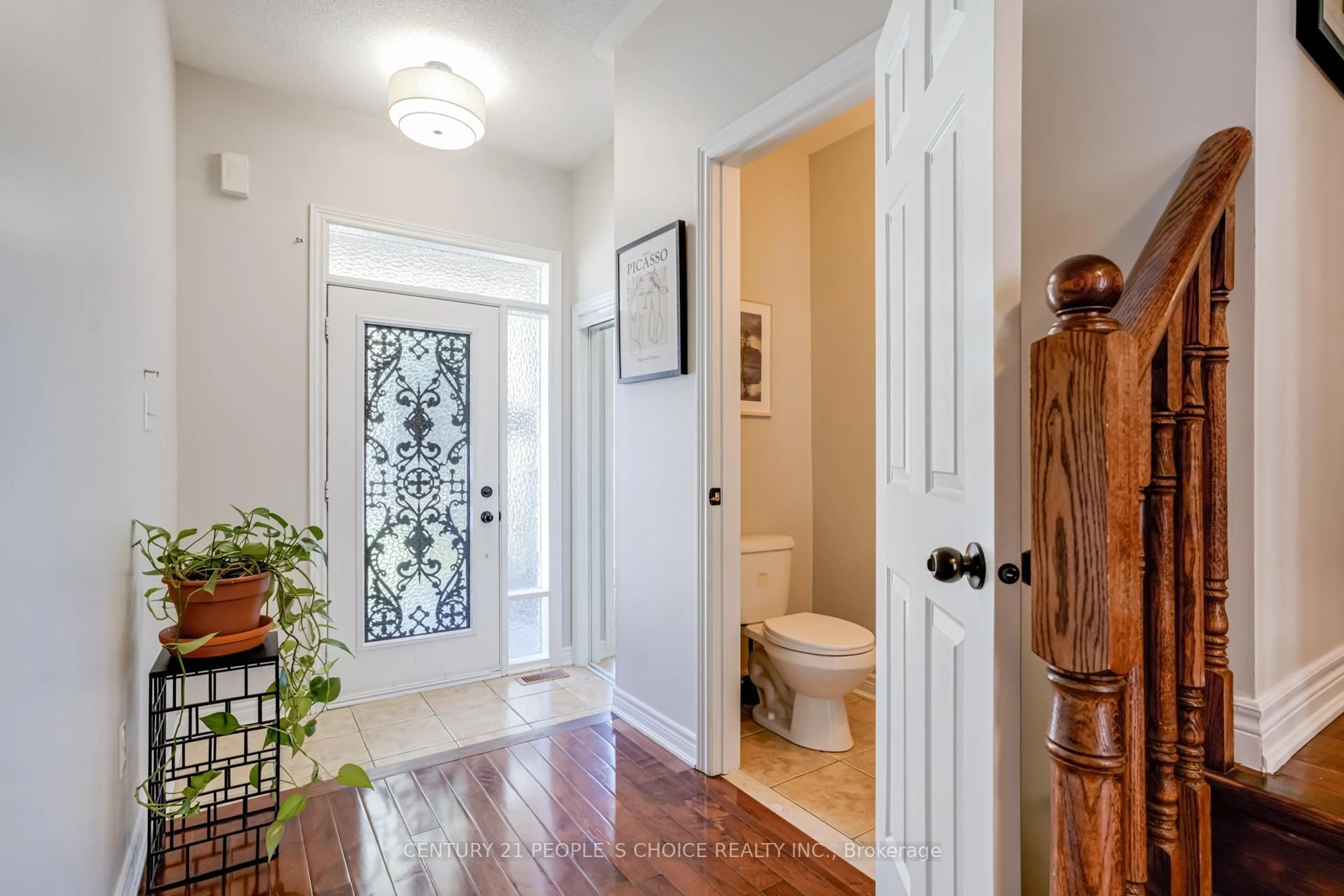 Indoor entryway for 9 Saint Eugene St, Brampton Ontario L6Y 0N5