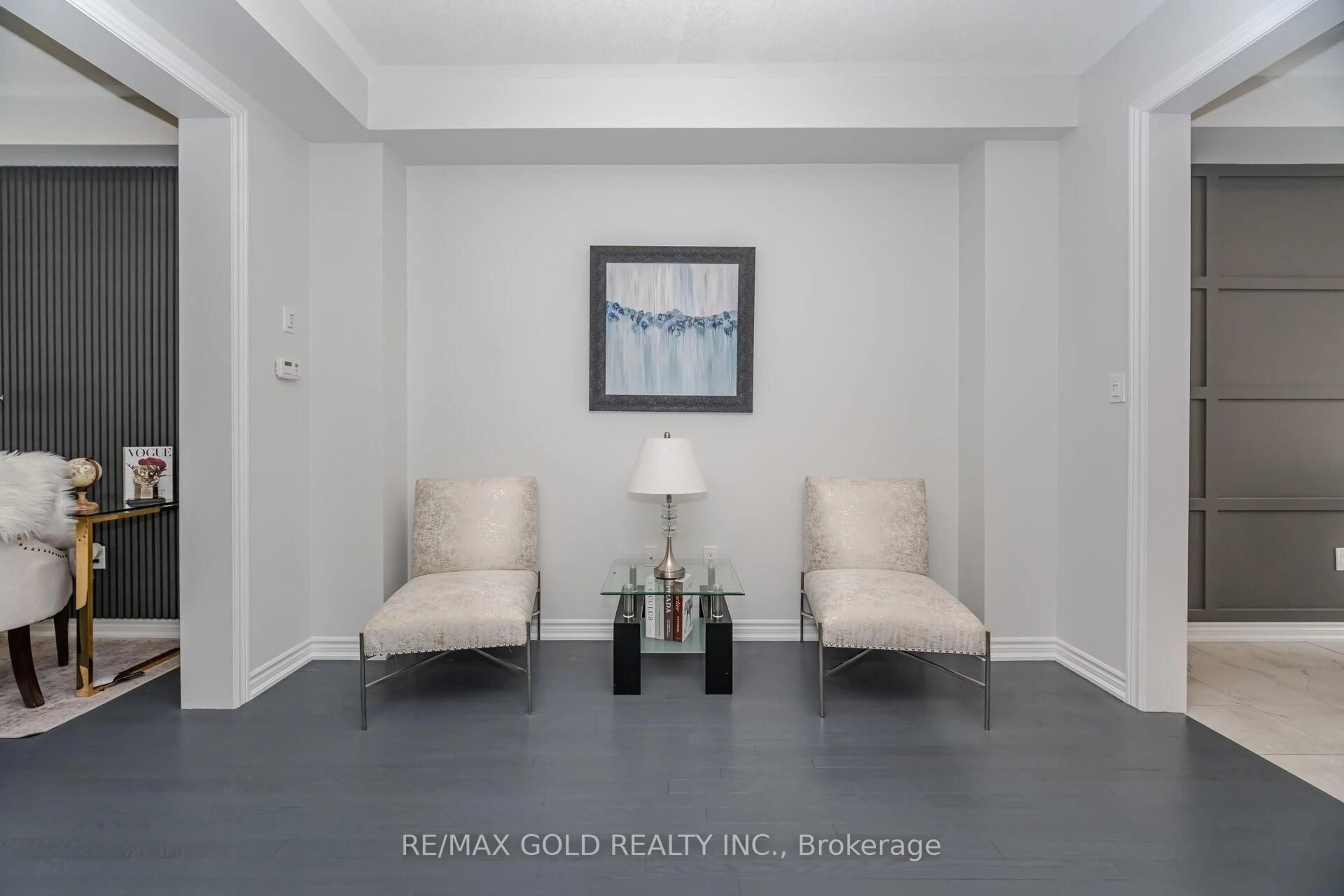 Indoor entryway for 62 Tundra Rd, Caledon Ontario L7C 4G9