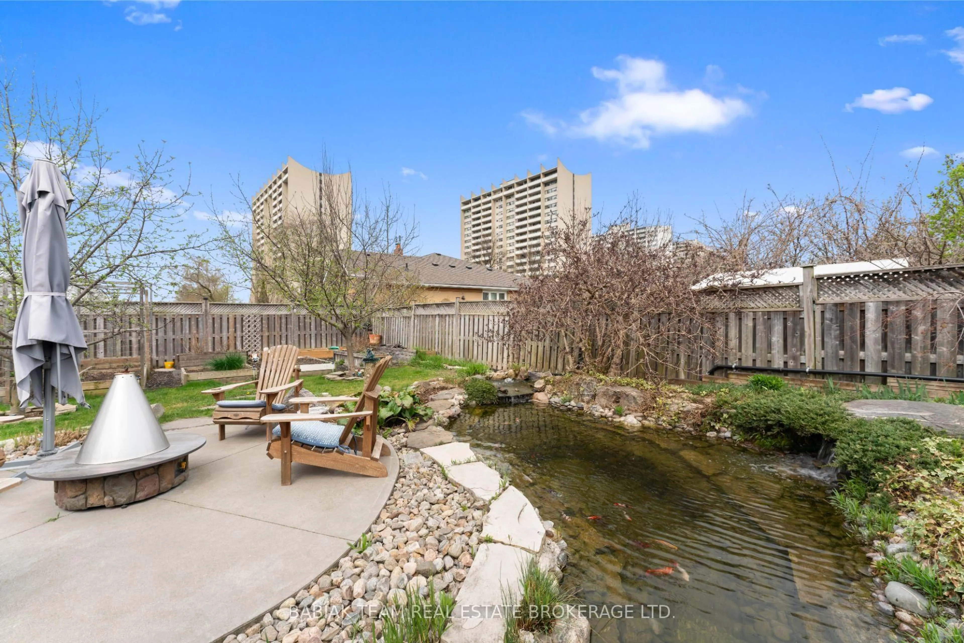 Patio, water/lake/river/ocean view for 6 Nagel Rd, Toronto Ontario M3M 1X8