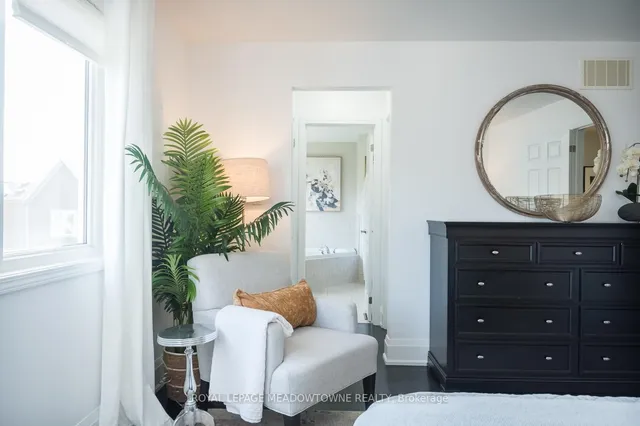Additional property image - 886 Savoline Blvd