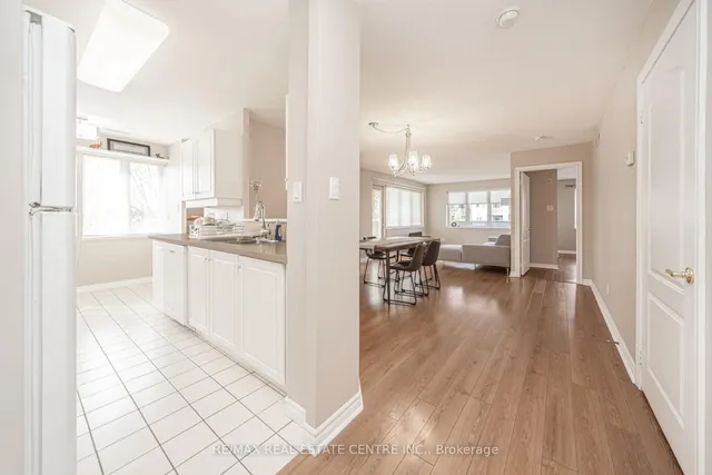 Additional property image - 3 Dayspring Circ Unit 301