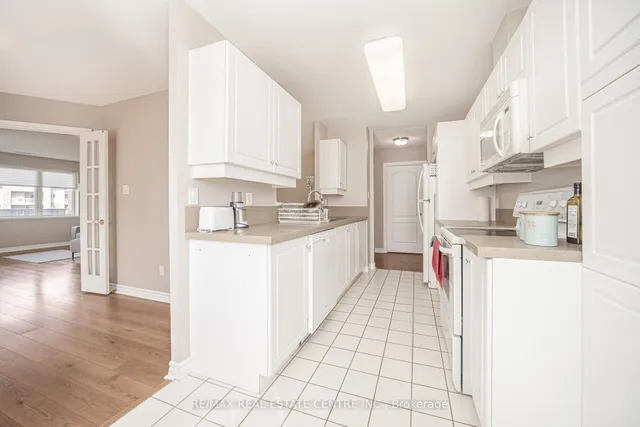 Additional property image - 3 Dayspring Circ Unit 301