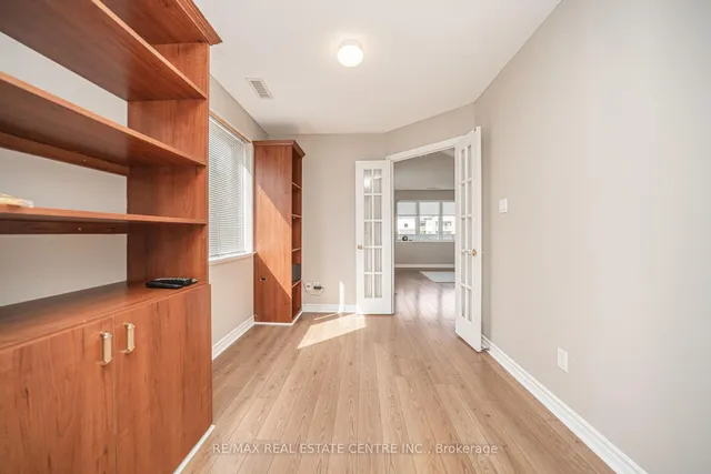 Additional property image - 3 Dayspring Circ Unit 301
