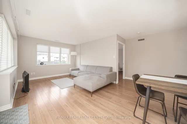 Additional property image - 3 Dayspring Circ Unit 301