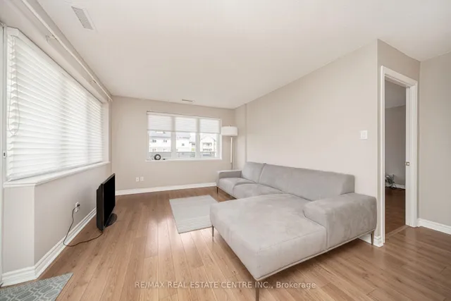 Additional property image - 3 Dayspring Circ Unit 301