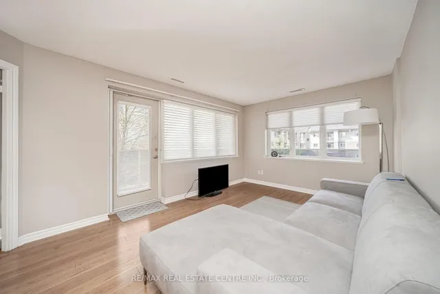 Additional property image - 3 Dayspring Circ Unit 301
