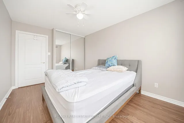 Additional property image - 3 Dayspring Circ Unit 301