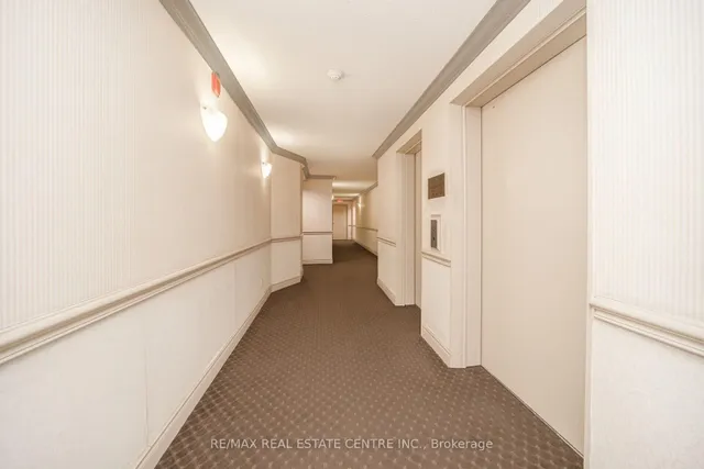 Additional property image - 3 Dayspring Circ Unit 301