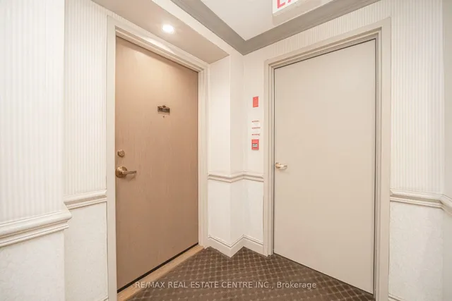 Additional property image - 3 Dayspring Circ Unit 301
